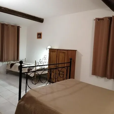 Holiday home En Pierre Sarrola-Carcopino