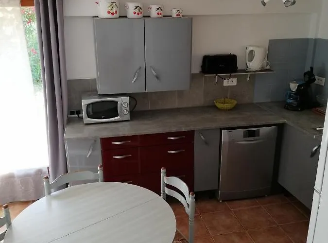 Vakantiehuis En Pierre Sarrola-Carcopino