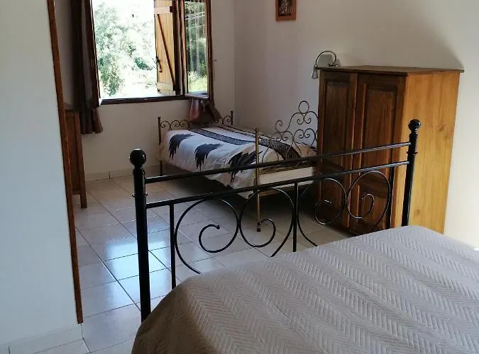 Vakantiehuis En Pierre Sarrola-Carcopino